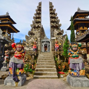 Bali temple vacation destination near the Citakara Sari